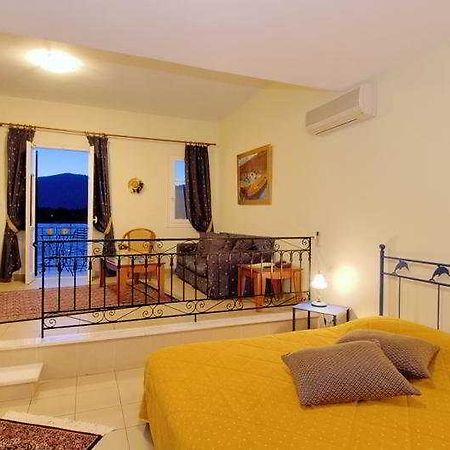 Omirikon Hotel Vathy  Bagian luar foto