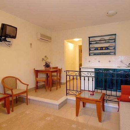Omirikon Hotel Vathy  Bagian luar foto