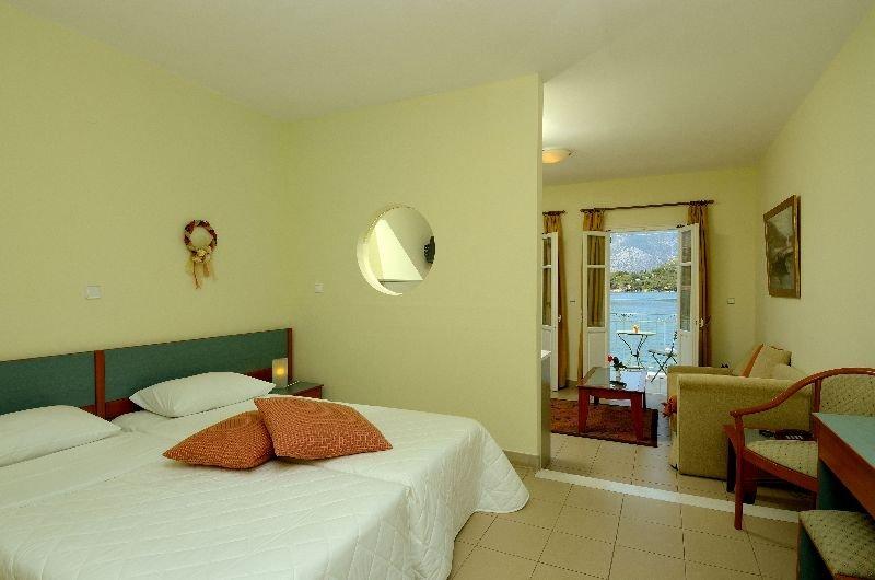 Omirikon Hotel Vathy  Bagian luar foto