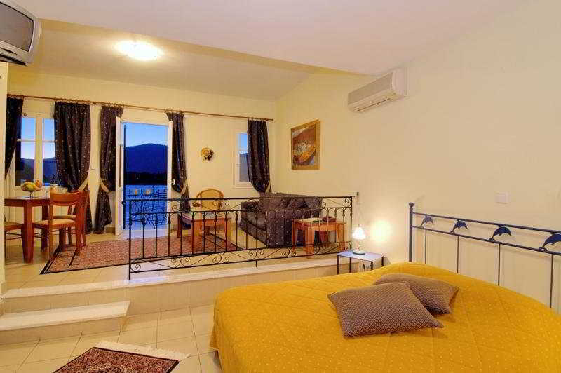 Omirikon Hotel Vathy  Bagian luar foto